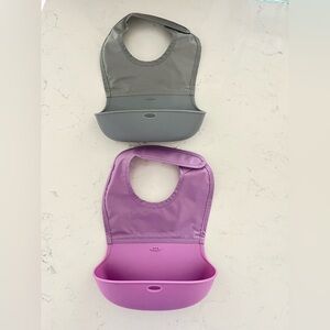 OXO Tot Roll Up Bib Purple & Gray 2 Pack NWOT Washable